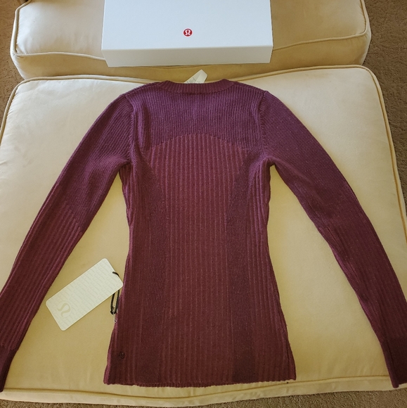 NEW Lululemon sweater size 6 - Picture 6 of 6